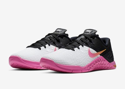 nike metcon 4 black pink