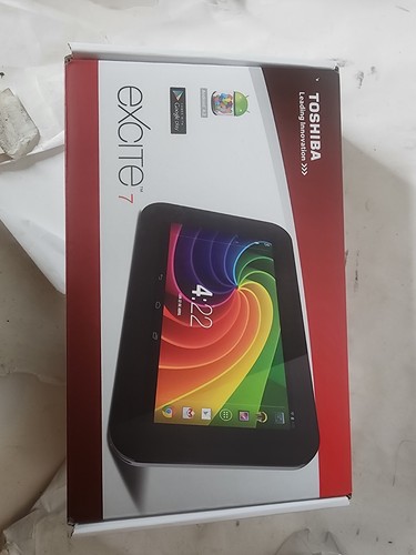 Toshiba Excite AT7-A8 8GB, Wi-Fi, 7in - Silver - Picture 4 of 7