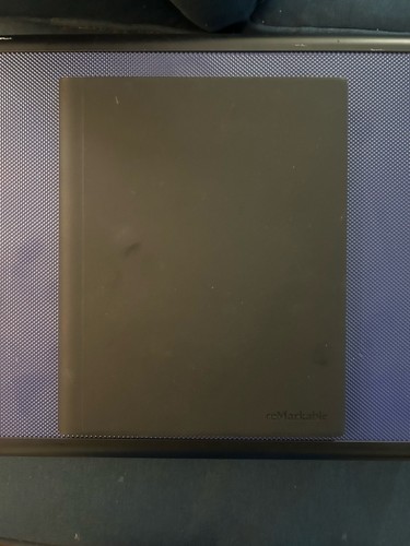 reMarkable 2 Paper Tablet – 6GB – With Bookfolio Case Included Bundle - Zdjęcie 2 z 3