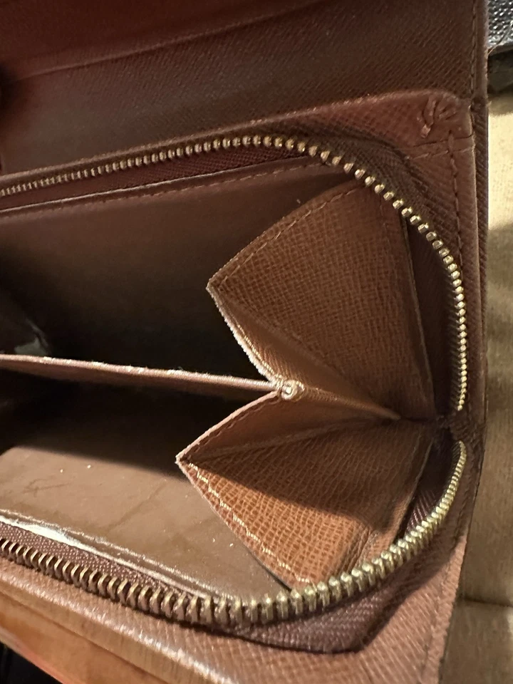 Lote de 4 Carteras Louis Vuitton Auténticas Monograma De Colección Reparaciones Necesarias Foto 4 de 4