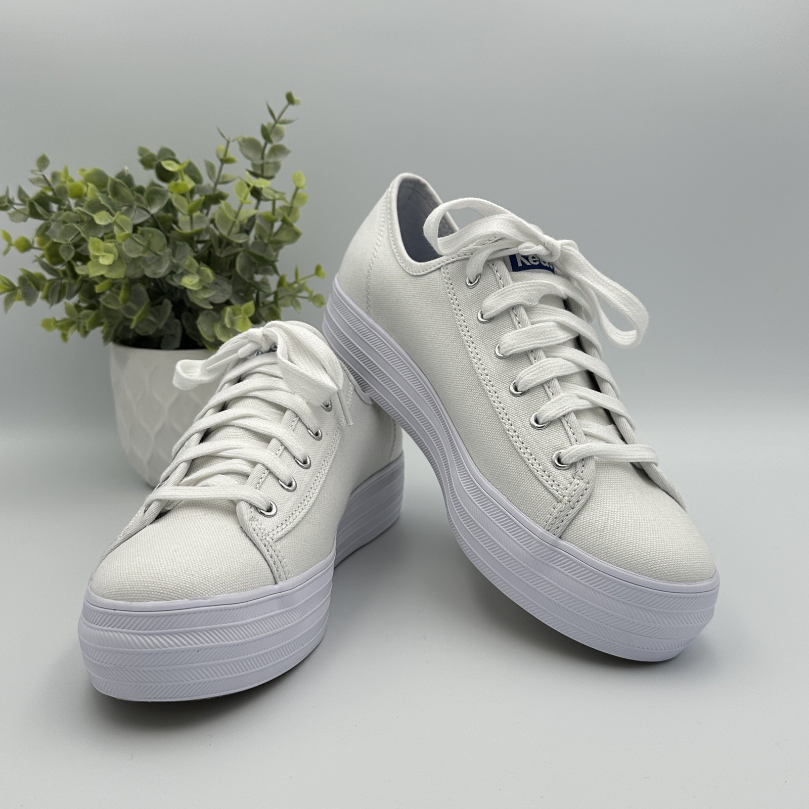 Keds Women’s Triple Kick Canvas White Lace Up Sneakers Shoes Size 8