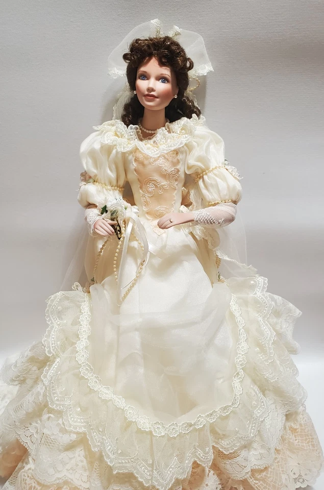 Фарфоровая кукла-невеста Ashton Drake Galleries в коробке, видение блаженства, высота 17 дюймов - Изображение 2 из 4