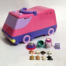 Vintage 1995 POUND PUPPIES Circus Van Playset by Galoob + 13 Accessories