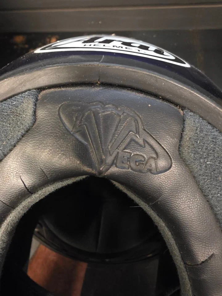 **USADO** VEGA Monterey XKV Casco Completo de Motocicleta, Talla M Foto 2 de 4