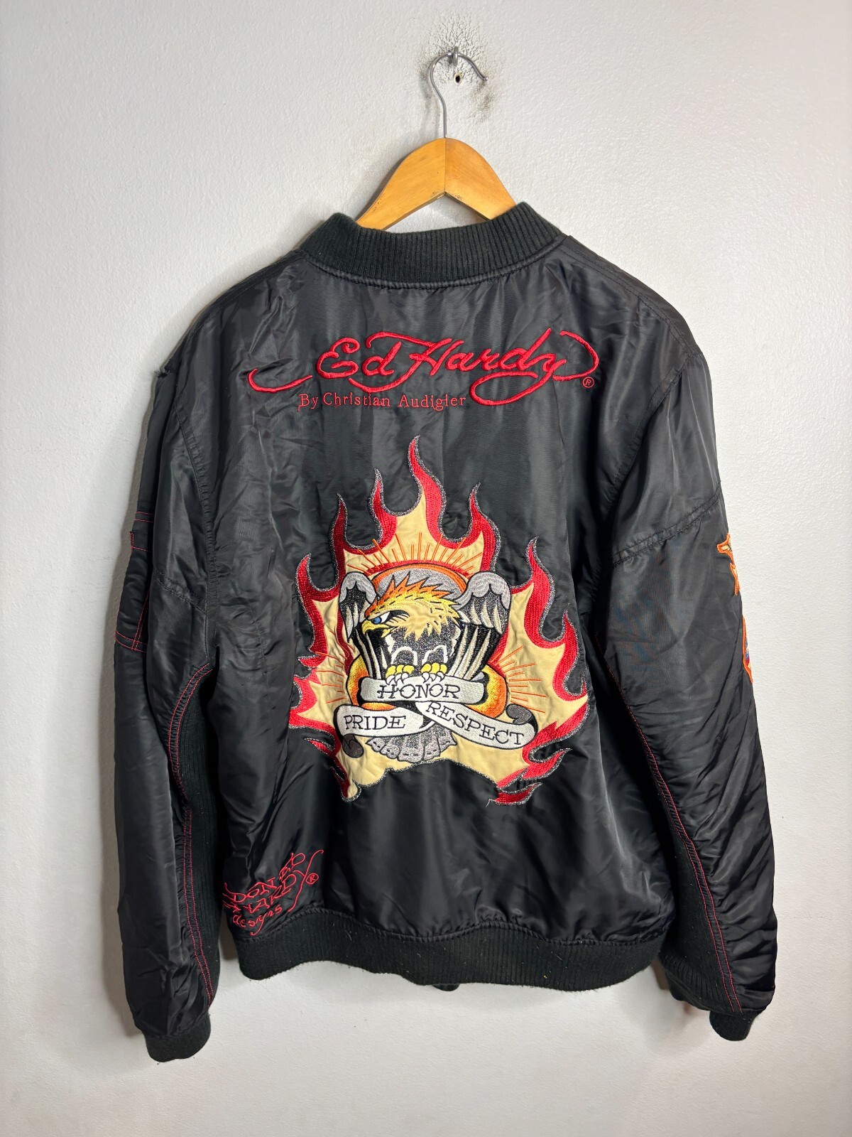 Picture 1 of 10