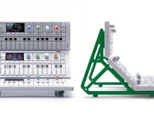 teenage engineering triple op-1 ständer offizieller druck - Bild 8 von 8