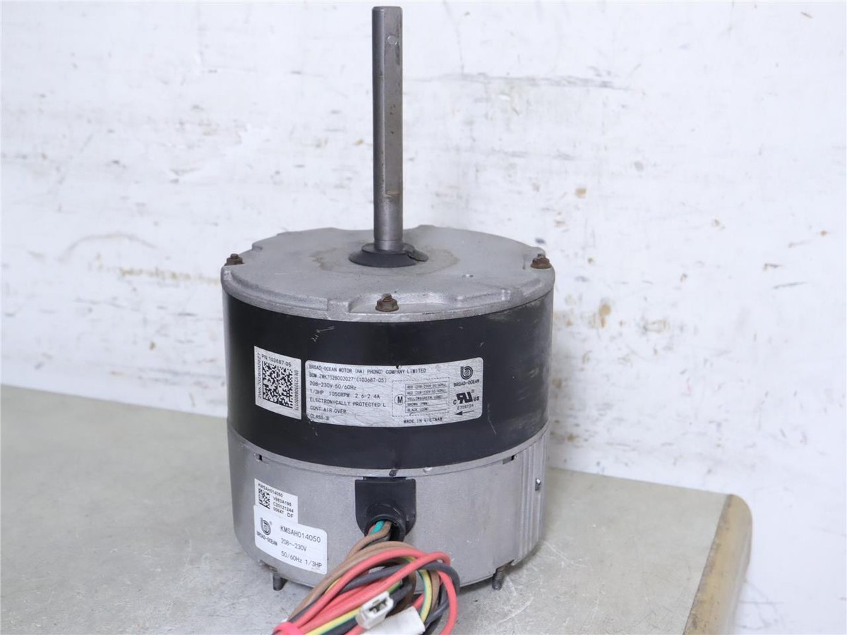 めん　 1760A576 1760A408 1760A573 Fuel Pump Assembly For Mitsubishi