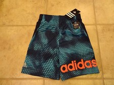 BOYS SIZE 5 ADIDAS CLIMALITE SHORTS  NWT  GREAT NAVY BLUE DESIGN  