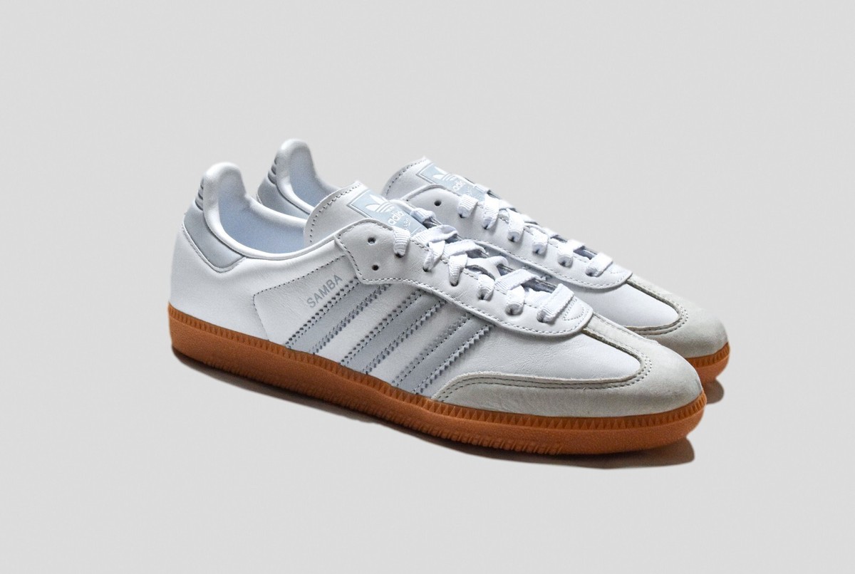 adidas gazelle silver green womens Adidas Women's Samba OG Sneakers main image 0