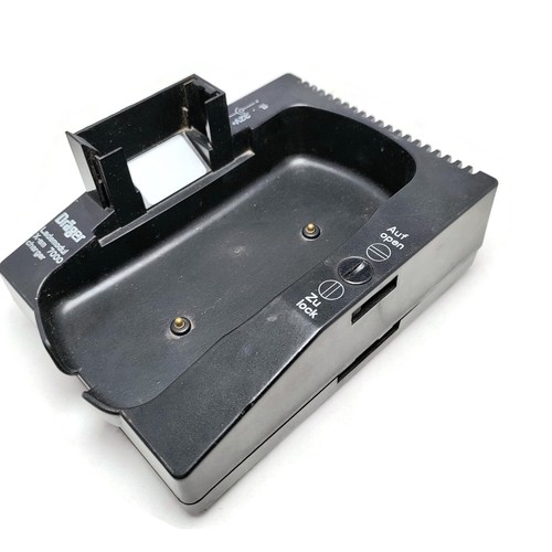 Drager Charger Adapter Type X-am 7000. PN: 8316487. Made in Germany - Bild 6 von 10