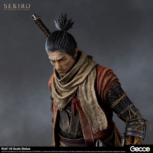 SEKIRO: SHADOWS DIE TWO, statua lupo scala 1/6 - Foto 14 di 24