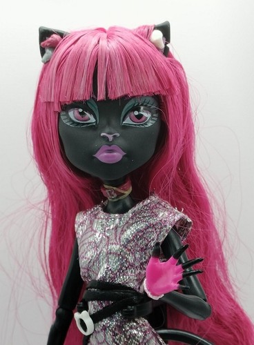 (List #1) Monster High Dolls inc Some Original Accessories - Choose from Various - Picture 23 of 159
