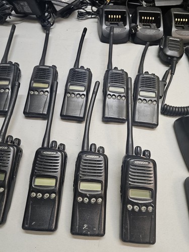 TEN Kenwood TK-2180-K 136-174 MHz VHF Dwukierunkowe radio z ładowarką TK-2180 - Zdjęcie 3 z 15