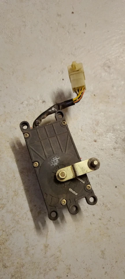 Honda CRX 88-91 Heater control valve Actuator - image 2 of 2