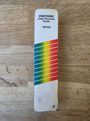 Pantone Color Formula Guide 747XR Farbkarte 