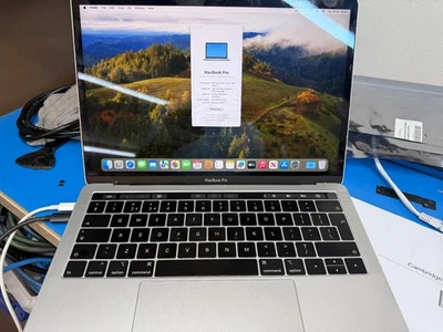 Apple MacBook Pro Retina 13.3" 2019 - 512GB SSD 16GB Ram 2.8GHz Core i7 - Silver - Image 1 of 4