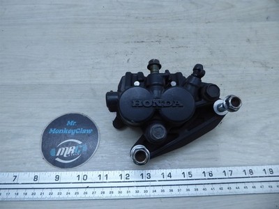 1985 Honda V45 Magna VF700C H20172. right front brake caliper