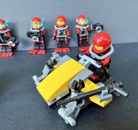 Lego City Deep Sea Scuba Team with Mini Figures 12 pcs