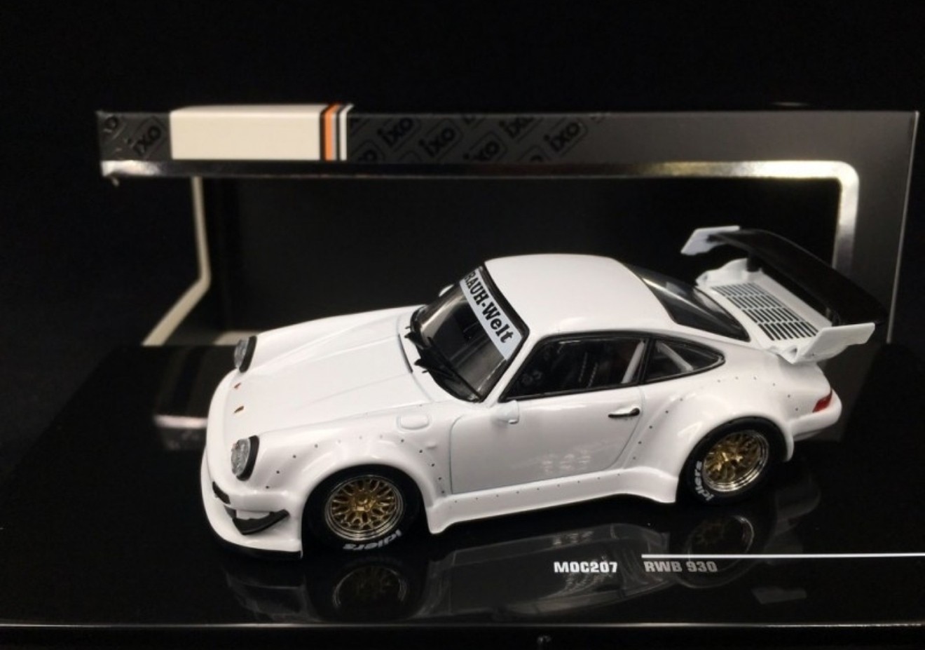 Porsche 911 930 RWB 1973 Ixo 1/43 miniature de collection blanche