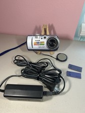 Sony Cyber-Shot DSC-P30 Lot For Parts Only Turns On When Plugged In