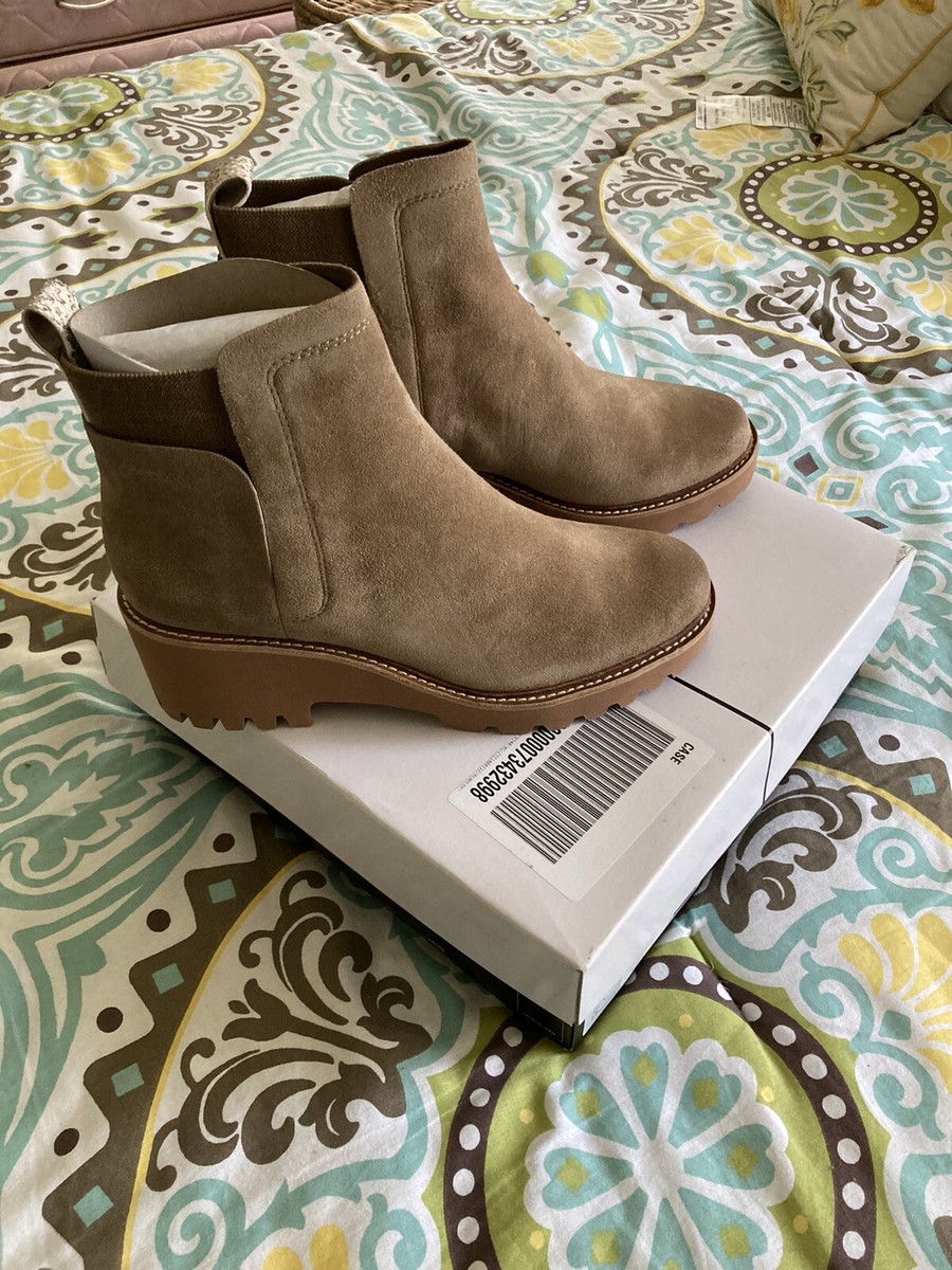 Huey Booties In Olive Dolce Vita Huey Bootie In Olive Suede SZ 10