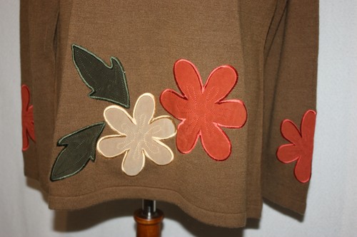 United States Sweaters Sz 1X Brown with Floral Embroidery Pullover Sweater - Picture 2 of 7