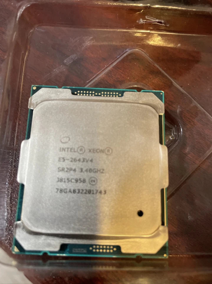 Intel Xeon Processor E5-2643 v4 20M Cache, 3.40 GHz SR2P4 Gently Used - Image 3 of 4