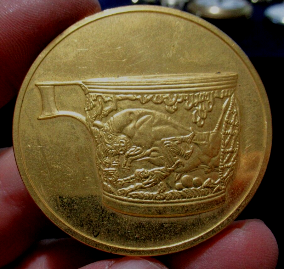 Greek Geometic The Franklin Mint 1987製 1987 Franklin Mint Egyptian Goddess Queen Cleopatra 22KT Gold
