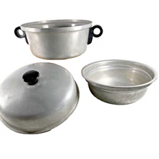 VTG Regal Ware 3Pc  Aluminum Dutch Oven 2Qt Pot w Lid Black Ring Handles