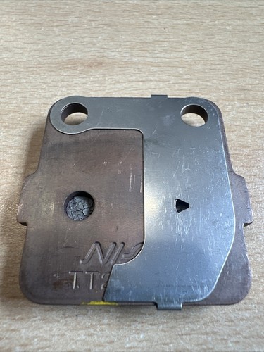 Genuine Suzuki LH Pad & Shim Set 59101-38860-000 - D341 - Picture 4 of 5