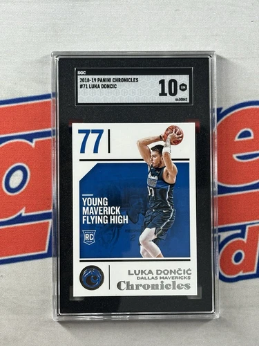 2018-19 Panini Chronicles Luka Doncic #71 RC Gem Mint Mavericks SGC 10