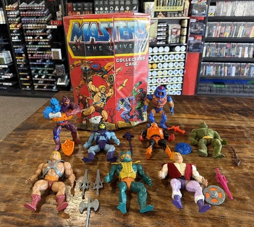 Masters of The Universe He-Man MOTU Lot of 8 1980’s VTG Figures W Collector Case