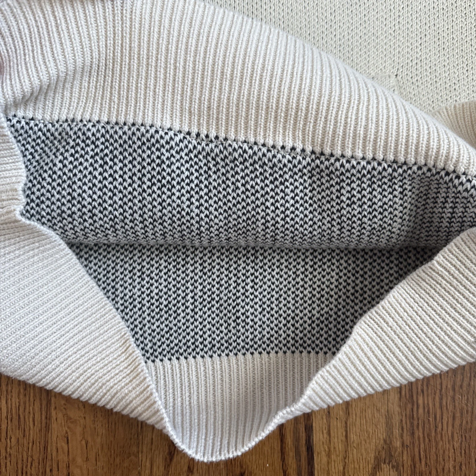 Felpa con cappuccio pullover Fear of God Essentials in maglia panna taglia XS C8