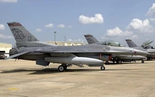 Lockheed Martin F-16 Fighting Falcon 184th Fighter Squadron Mahogany Model 1/32