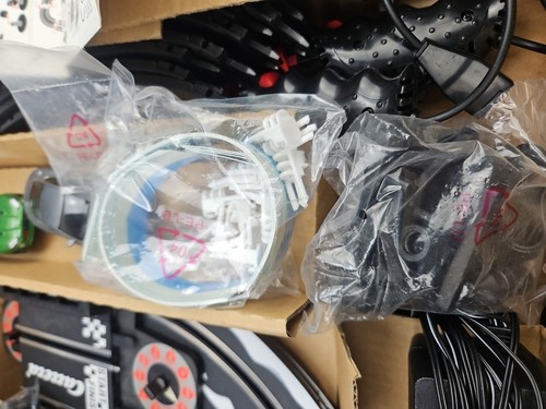 James Bond 007 Carrera Go Slot Car Racing Set Die Another Day New Part Not Worki - Picture 7 of 10