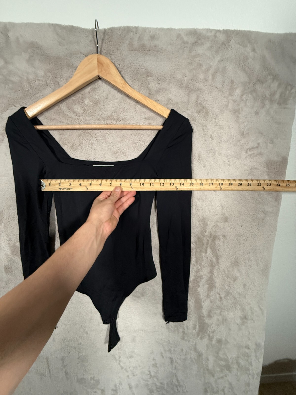 Aritzia Wilfred Long Sleeve Basic Solid Black Bod… - image 7