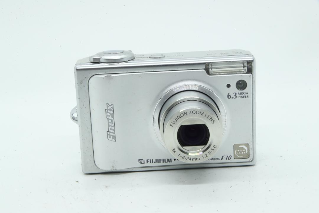 Fujifilm フジフィルム FinePix F10 シルバー デジカメ FUJIFILM | 企業情報 | ニュースリリース | 超高感度デジタル