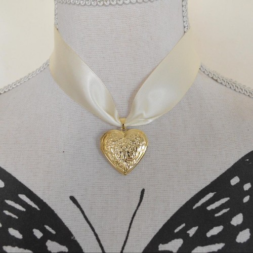 Collana medaglione oro a forma di cuore estetica sognante romantica fata civetta carina - Foto 5 di 7