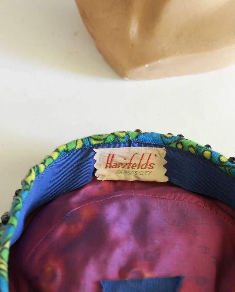 1960's MOD PIXIE BERET HAT - EXCELLENT CONDITION - image 6