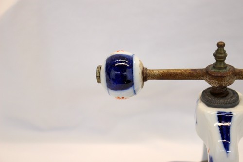 💥antique 19th C. Germany MEISSEN German PORCELAIN NUTCRACKER Stunning Design 💥 - Picture 6 of 18