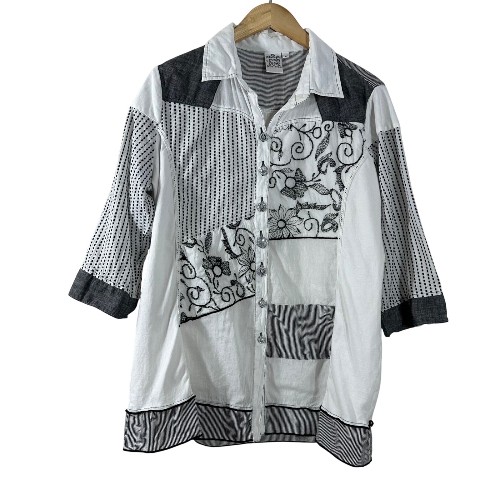 Parsley & Sage Women's Top White Cotton Embroidered Artsy Button Down Size L