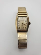 Vtg Bulova 10k Gold Filled Top Wristwatch Watch Doesn't Run 15 Jewel
