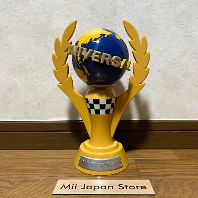 USJ SUPER NINTENDO WORLD Mario Kart Universal Trophy Figure Piggy