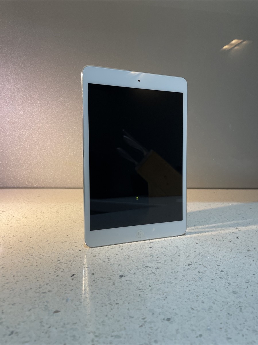 Apple iPad mini 1st Gen. 16GB, Wi-Fi, 7.9in White/Silver, Pl Check Apple iPad mini 1st Gen. 16GB, Wi-Fi, 7.9in White/Silver, Pl Check