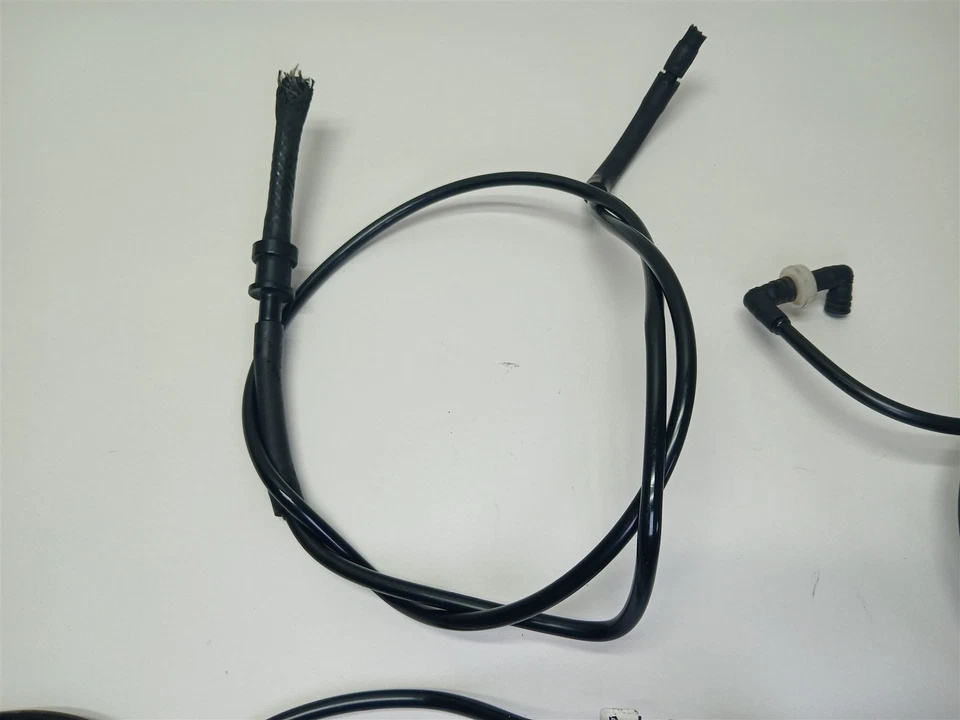 Harley-Davidson 2003 Softail Heritage Vent Tube Lines 28838-00 - Image 4 of 4