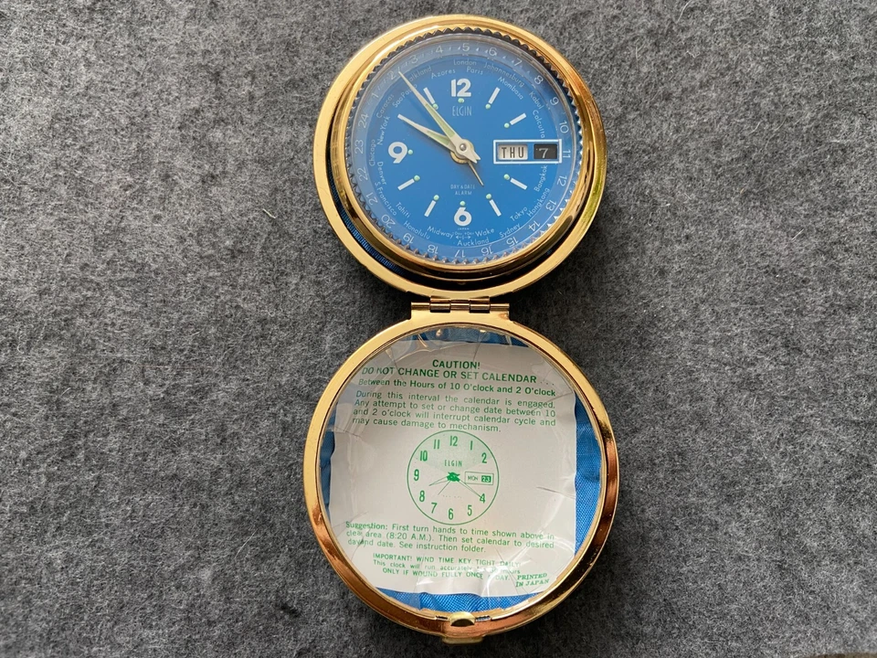 Relógio despertador de viagem vintage novo estoque antigo Elgin corda - Imagem 3 de 4
