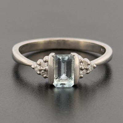 Cluster-Ring 9 kt Weißgold Blautopas & Diamant Größe M gepunzt