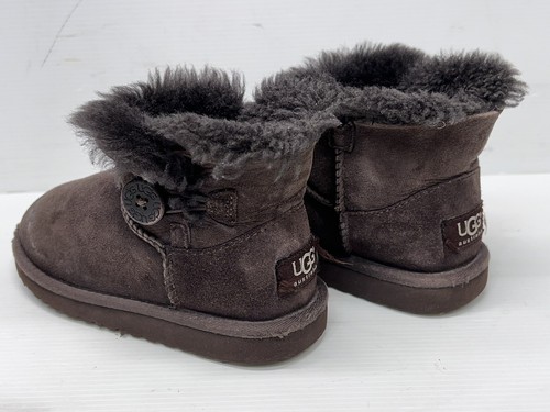 UGG Australia Brown Suede Mini Bailey Button Boots Toddlers 11 - Picture 6 of 9