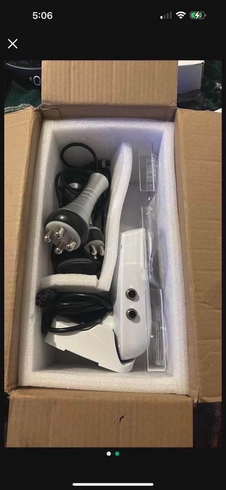 Máquina de belleza corporal delgada*R*F 3 en 1 dispositivo de belleza corporal 40K removedor de grasa Foto 2 de 2