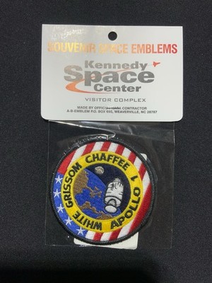 Kennedy Space Center souvenir patch White Grishom Chaffee Appollo 1 Badge 4''